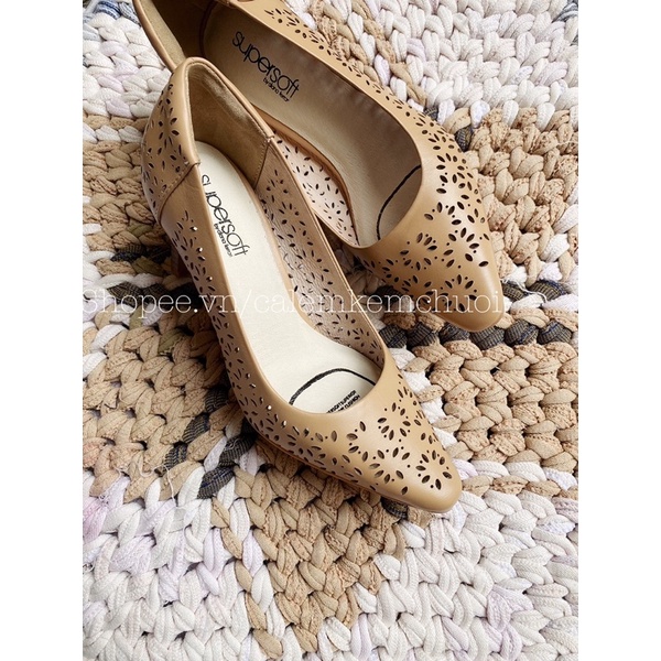Giày SUPERSOFT cut lazer hoa da thật