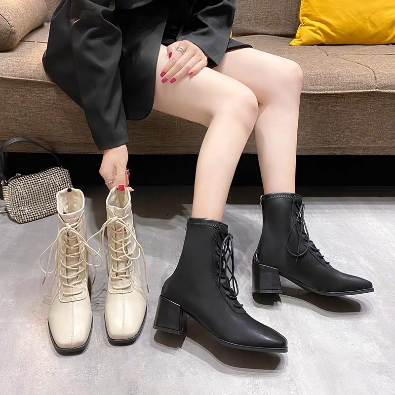 Boots nữ cổ ngắn buộc dây đế vuông cao 6cm có khoá kéo