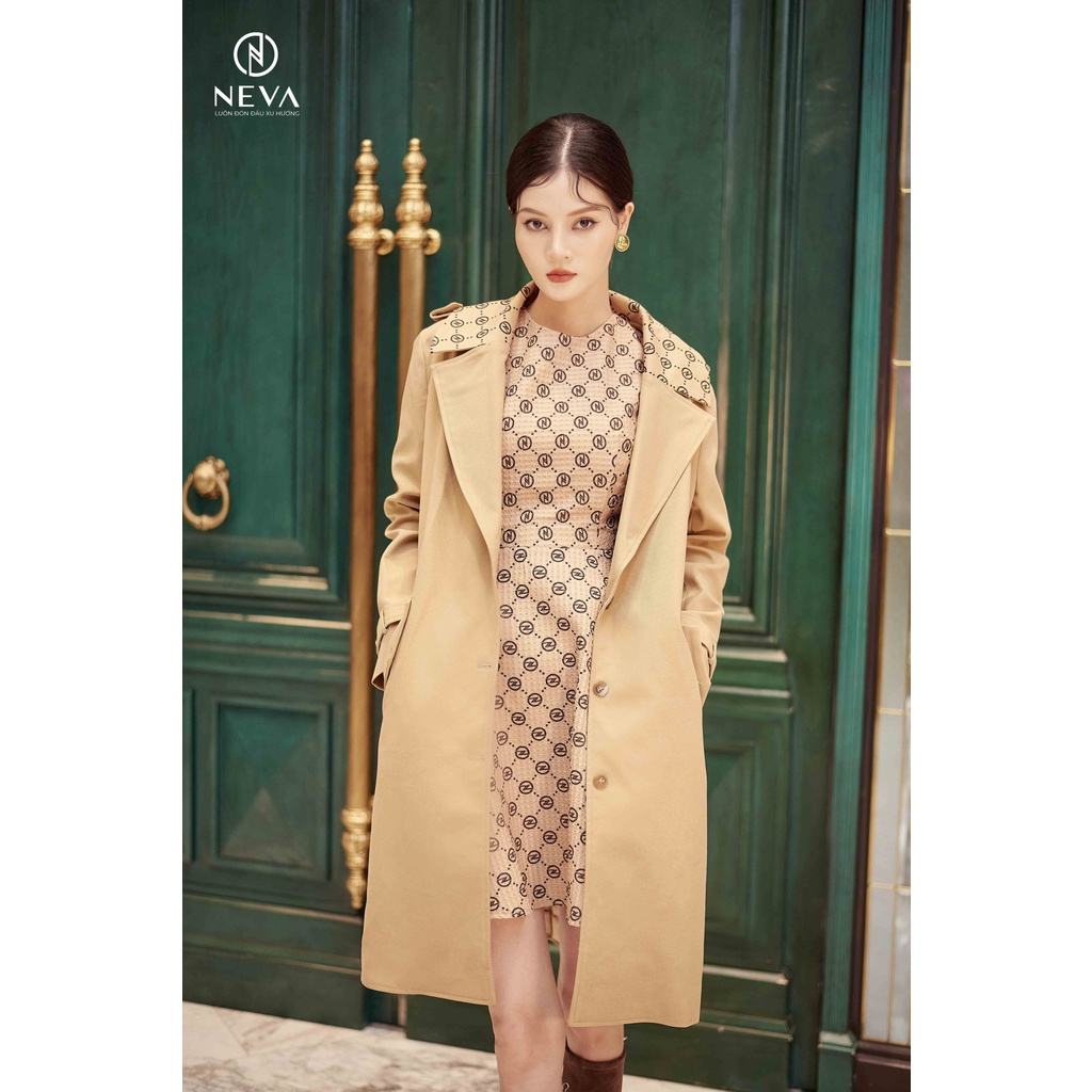 Áo trend coat in logo NEVA ve cổ 22F2W730658H019