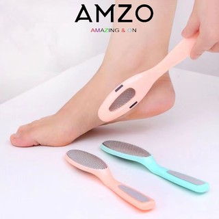 AMZO_DỤNG CỤ CHÀ GÓT VÀ DŨA MÓNG CHÂN 2 TRONG 1