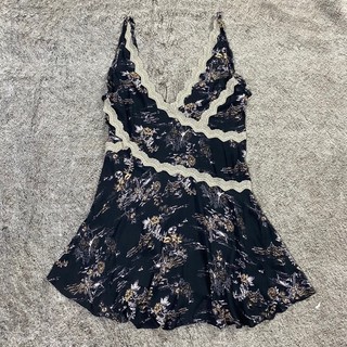 Đầm Free.people phối ren cao cấp size L lỗi nhẹ