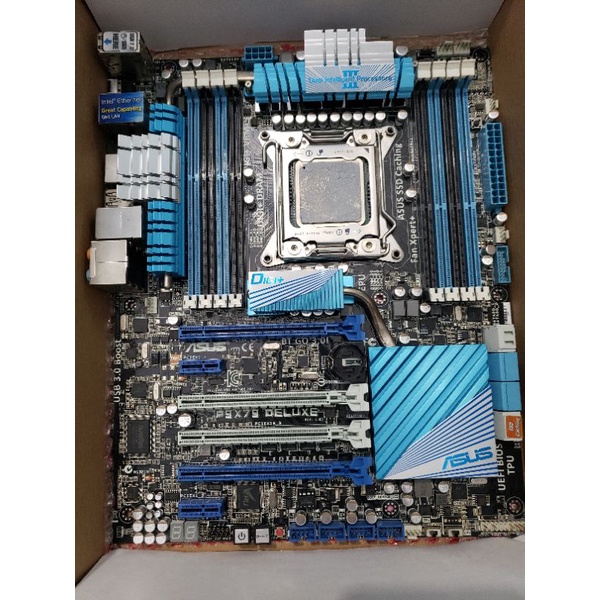 Combo ASUS P9X79 DELUXE + i7-3820