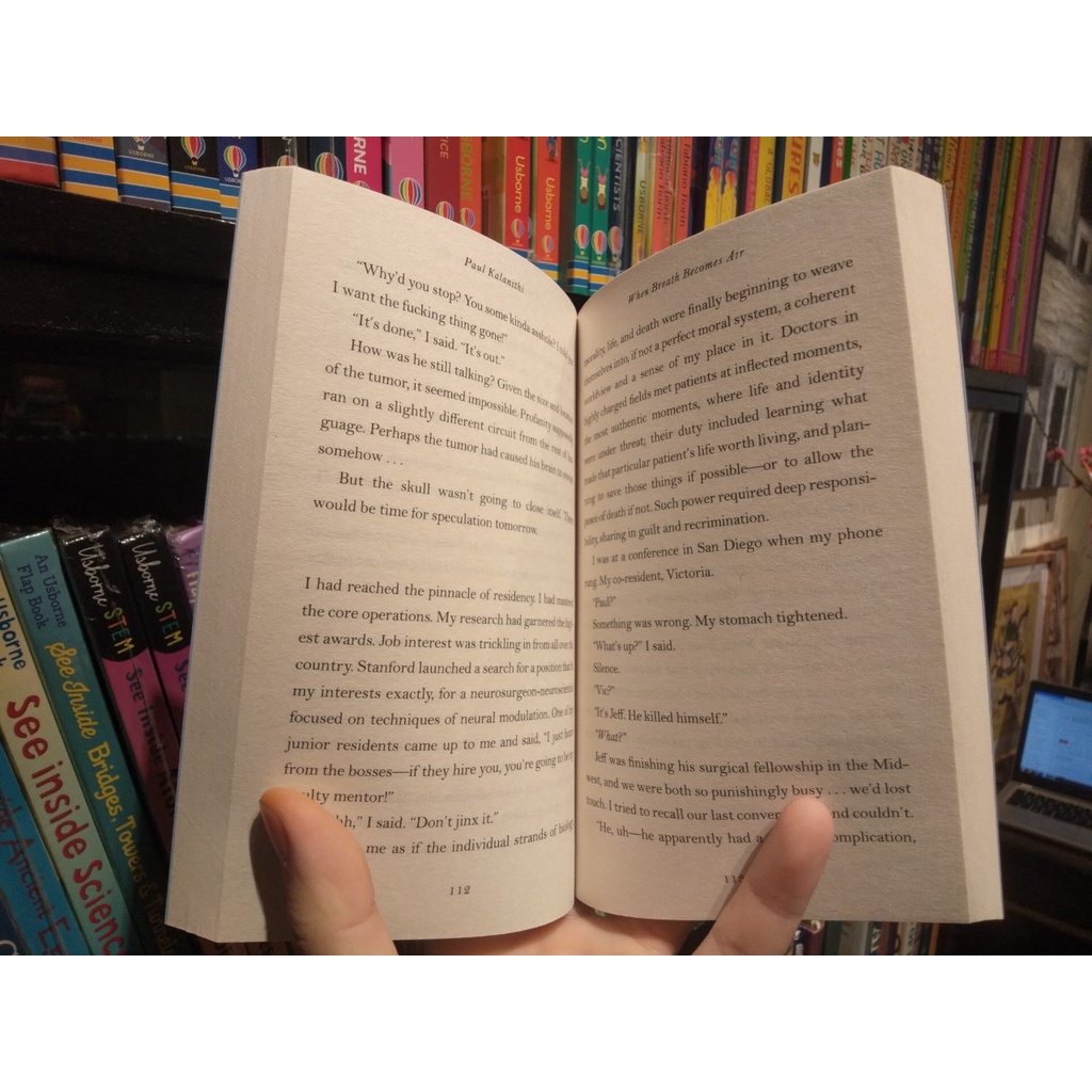 Sách - When Breath Becomes Air