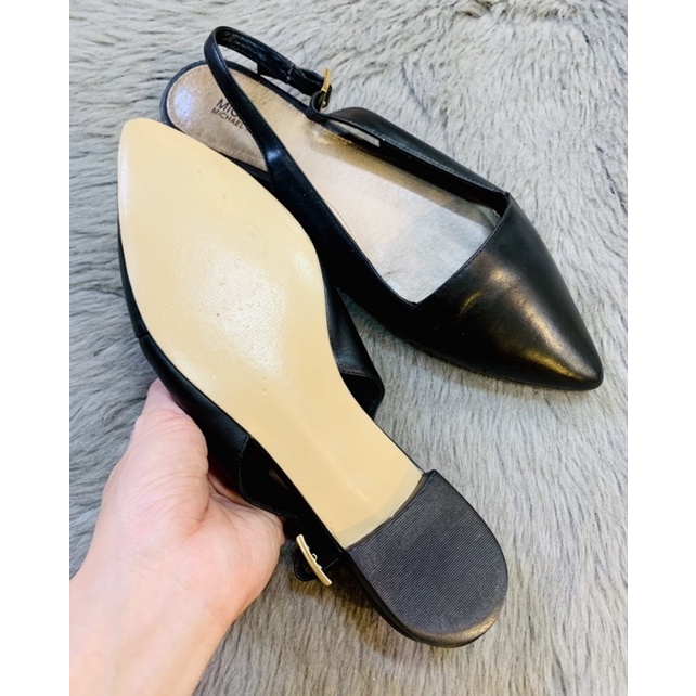 Giày nữ 2hand size 37.5 - 38