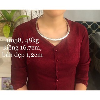 Kiềng mạ bạc mặc áo dài hoặc cổ phục