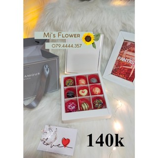 Socola Valentine hộp vuông