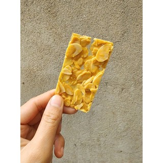 bánh ngói hạnh nhân