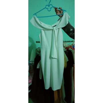 Đầm body trắng