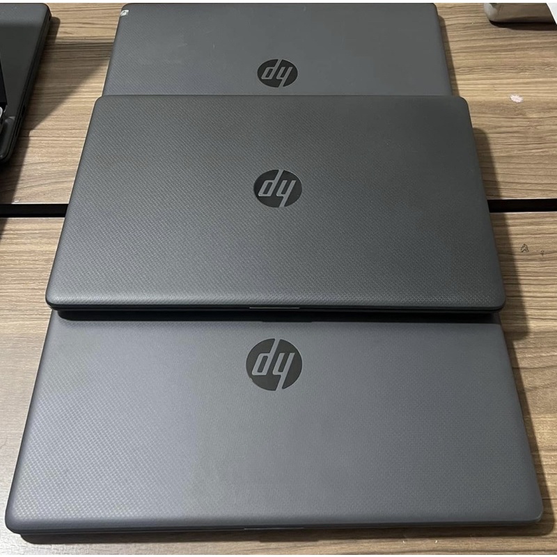 Laptop chính hãng HP 250 G7 I3 1005G1/ssd 256gb/ram 8gb/15”6 Like new | BigBuy360 - bigbuy360.vn