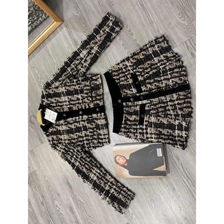 Set dạ đen phối nhung sang chảnh