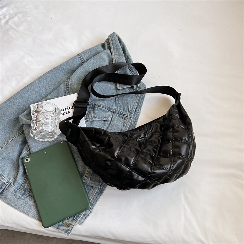 Túi Đeo Chéo Hình Đám Mây Thời Trang Hàn Quốc 2022 Cho Nữ