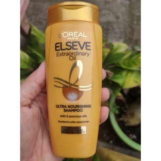 Dầu gội chiết xuất tinh dầu hoa tự nhiên LOreal Elseve Extraordinary Oil Ultra Nourishing 110ml