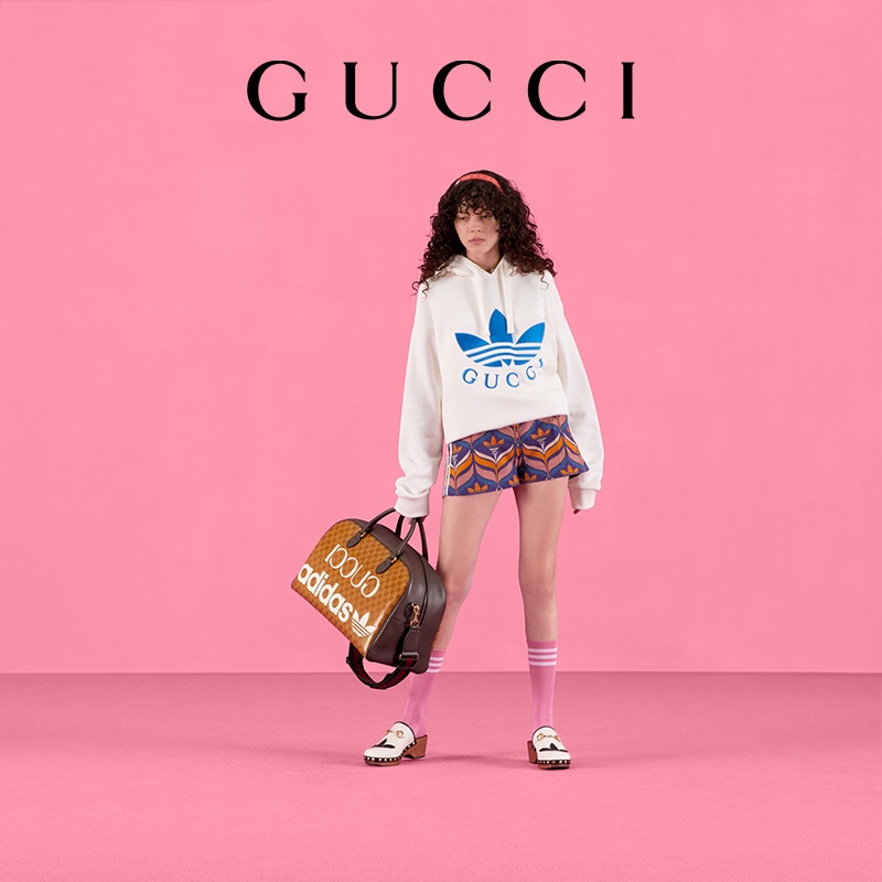 Áo Hoodie GUCCI Dòng Bảng Chữ Cái Cổ Điển Dành Cho Nam Và Nữ