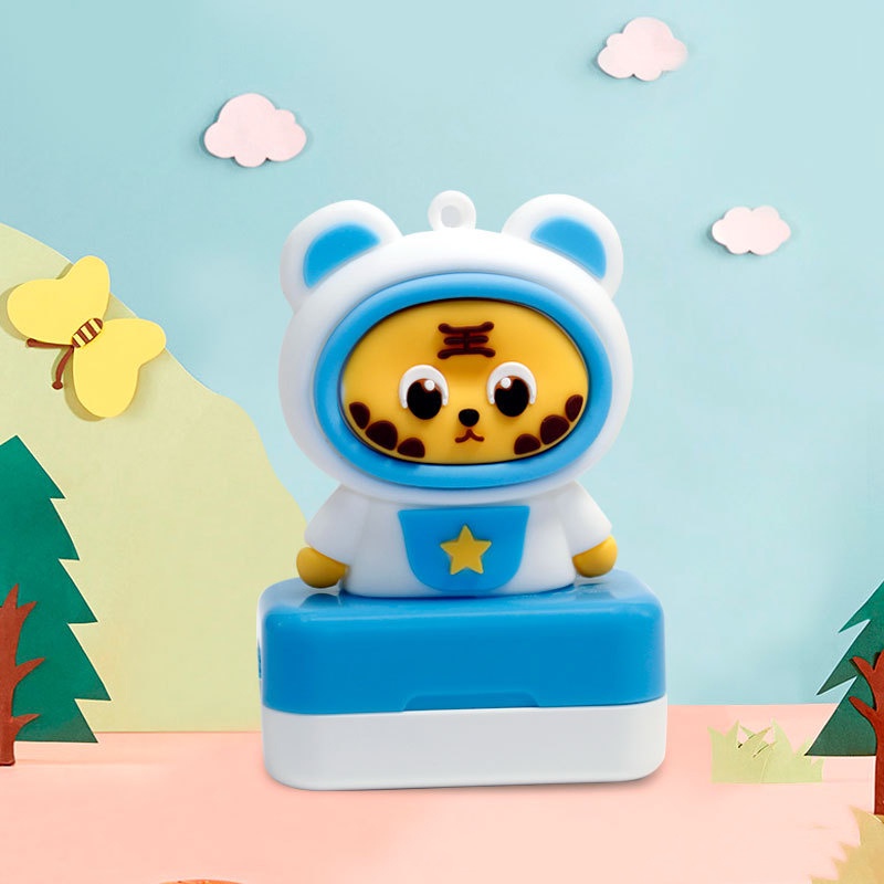 Con dấu tên Flash in lên quần áo không phai