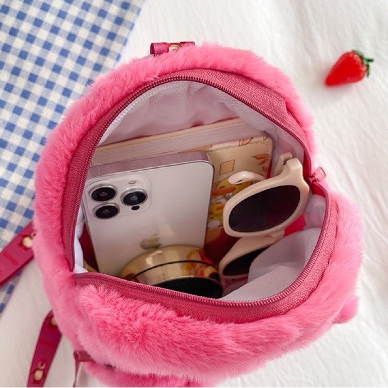 Túi bao tử gấu dâu hồng cute đáng yêu, túi đeo chéo mini thời trang cho bé họa tiết gấu Lotso dễ thương De Pẻierl