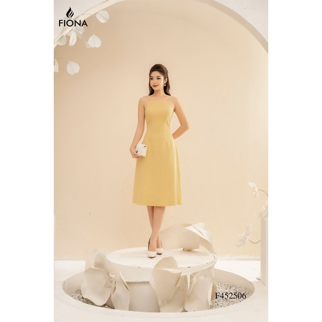 Đầm hai dây nữ Fiona dáng A họa tiết ô vuông nổi chất liệu xốp Hàn mềm rủ F452506