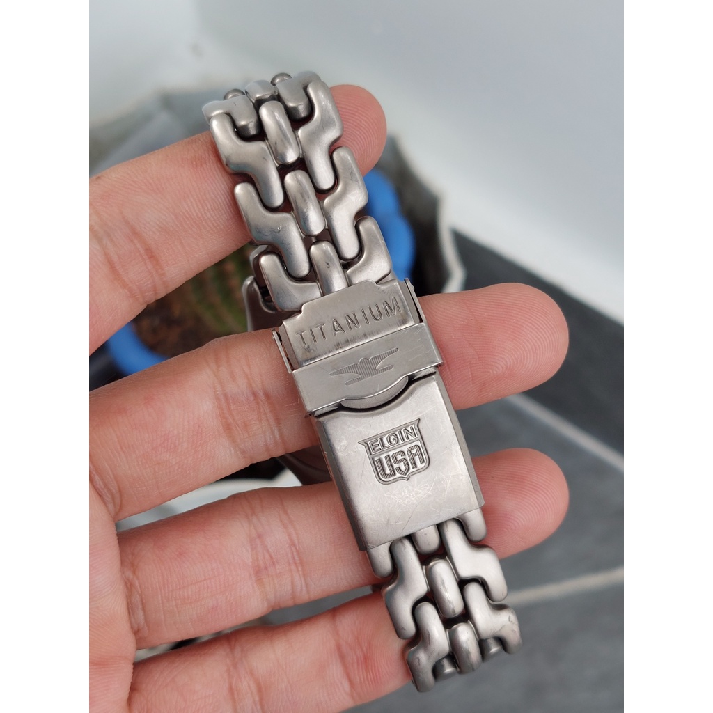 Đồng hồ nam Elgin 6 kim Titanium chữ trắng chạy pin hàng Si