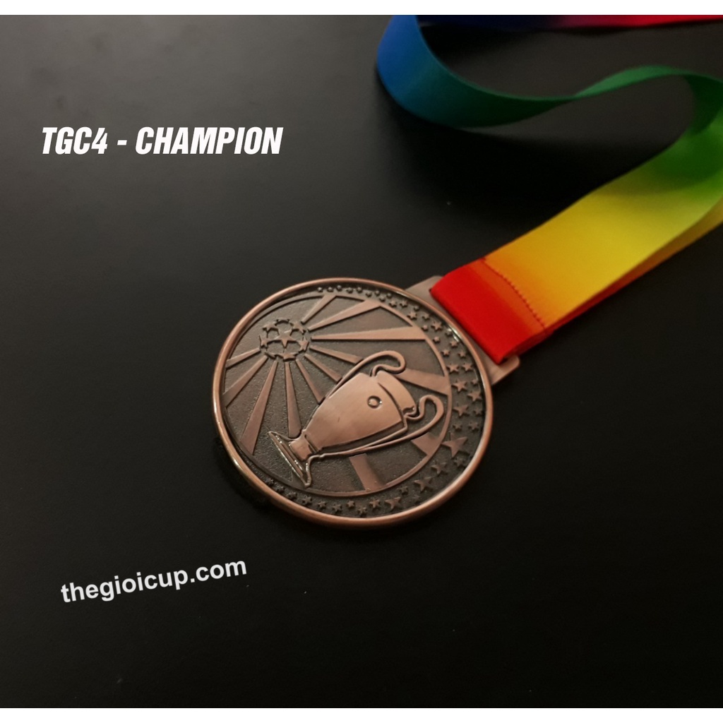 Huy chương kim loại champion league, huy chương bóng đá