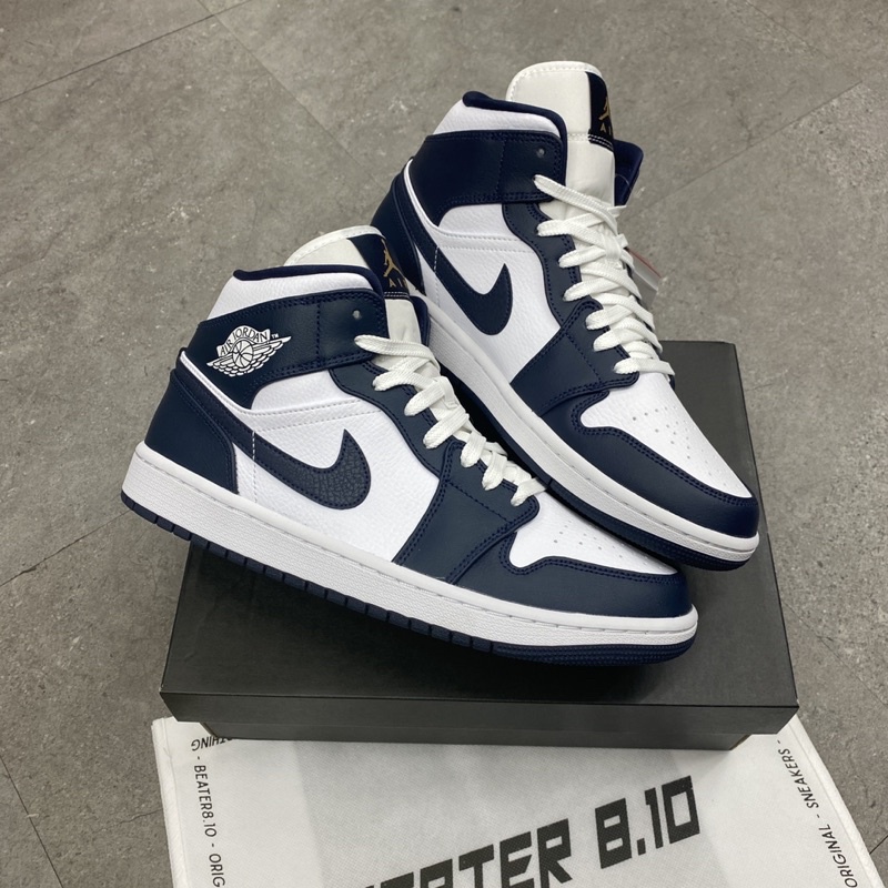 [Chính hãng] Giày Jordan 1 Mid White Metallic Gold Osibidian - code: 554724-174
