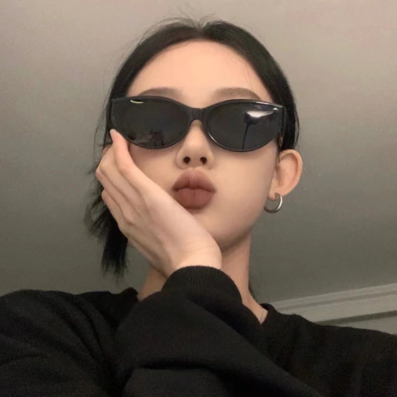 Kính Mát Mắt Mèo Phong Cách Âu Mỹ Cao Cấp Cá Tính Dành Cho Nữ Tren