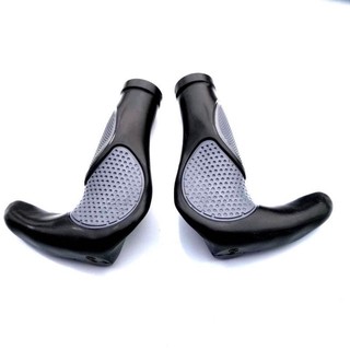 TAY NẮM LIỀN SỪNG