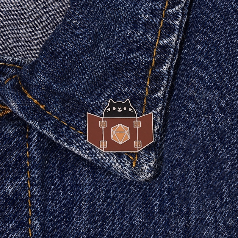 Huy Hiệu Cài Áo Hình Mèo Dungeon Ngộ Nghĩnh