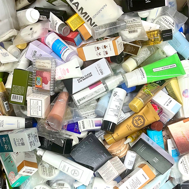 Korean Cosmetics Samples Random 20pcs