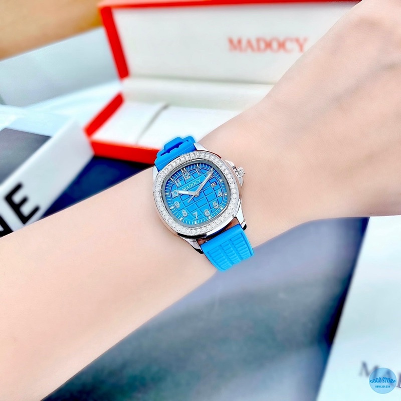 Đồng hồ nữ Madocy 81698 chính hãng mặt vuông đính đá dây silicon siz 32mm
