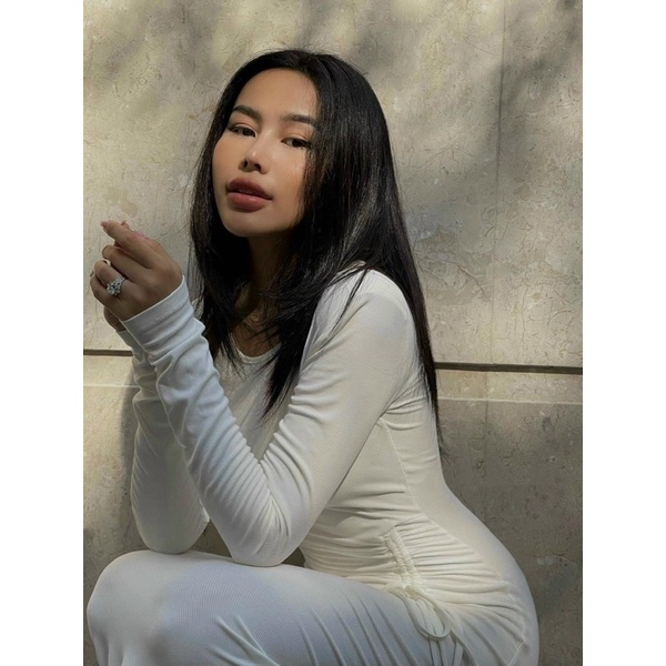 Đầm ôm body cổ tròn tay dài dáng dài rút dây hông cực tôn dáng