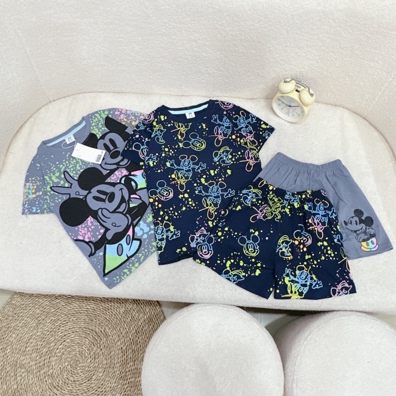 Set 2 bộ mickey ghi sắc màu