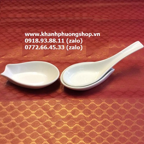 Gác đũa sứ Minh Long