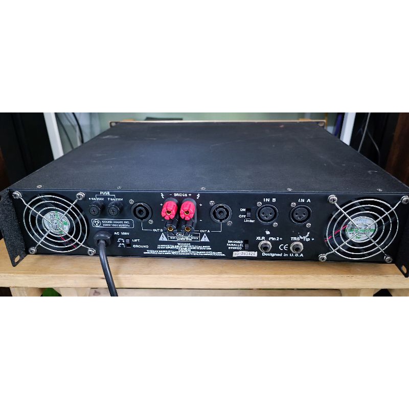 Pow đẩy Mỹ Classic Pro công suất 740w