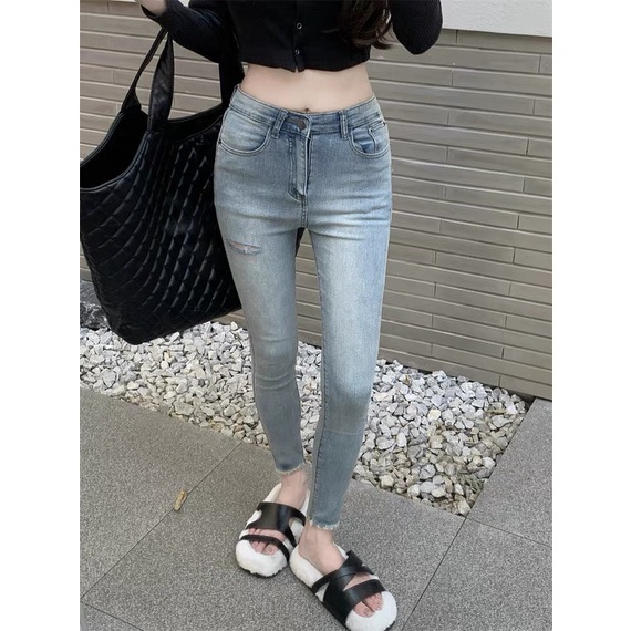 Quần Jean ôm nữ cạp cao mẫu mới siêu xinh phù hợp nhiều phong cách sang chảnh