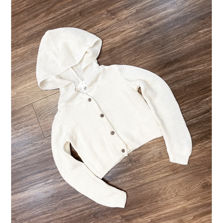 Áo len cadigan cúc gỗ carter bé gái 3 màu xuat du