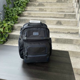 Balo du lịch Tumi Brief Pack siêu tiện lợi