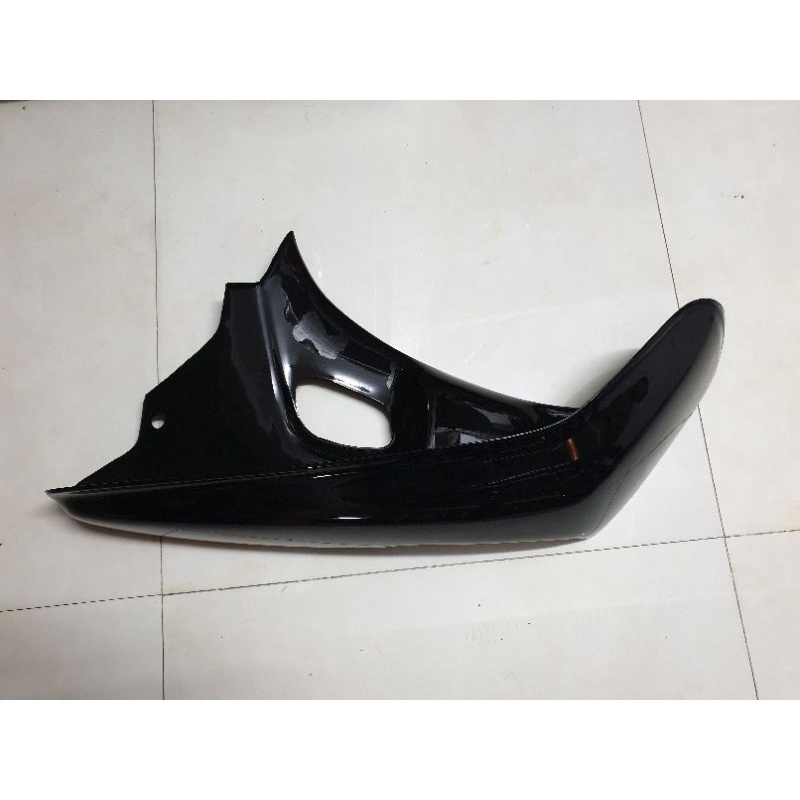 Bộ cánh bửng xe SYM Magic 100 màu đen.