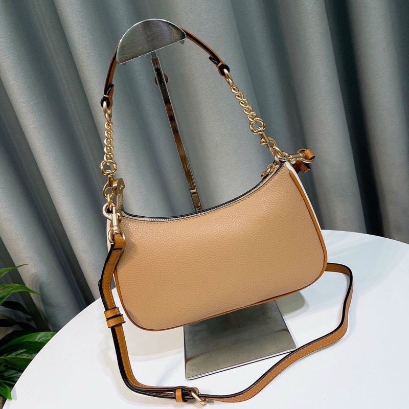 Túi đeo chéo đeo vai Coach Teri dáng thuyền màu nude