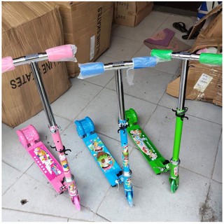 Xe scooter 3 bánh phát sáng khung sắt - Cho bé 2-6 tuổi