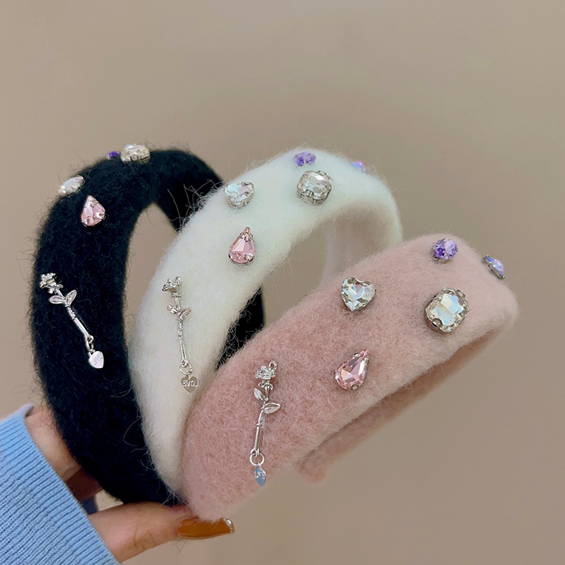 Băng Đô Đính Đá Pha Lê Hình Đầu Lâu Nhỏ Sang Trọng Cao Cấp