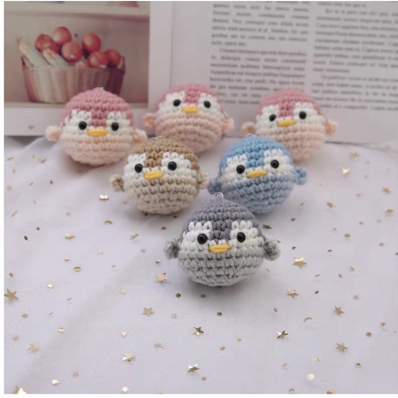 Móc khoá chim cánh cụt móc len
