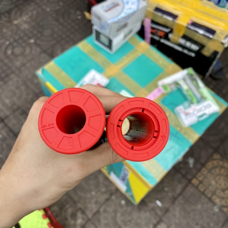 Bao Tay SPIDER Zin Lắp Được Mọi Dòng Xe