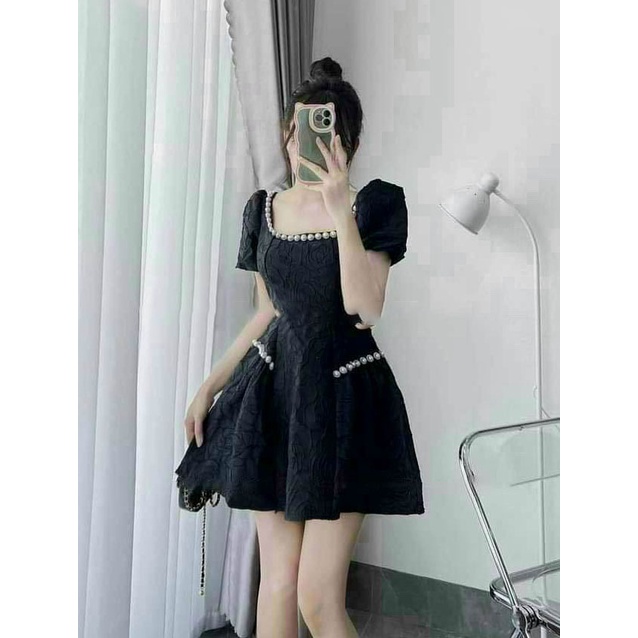 Đầm Nữ phối ngọc sang chảnh thích hợp đi chơi, dự tiệc