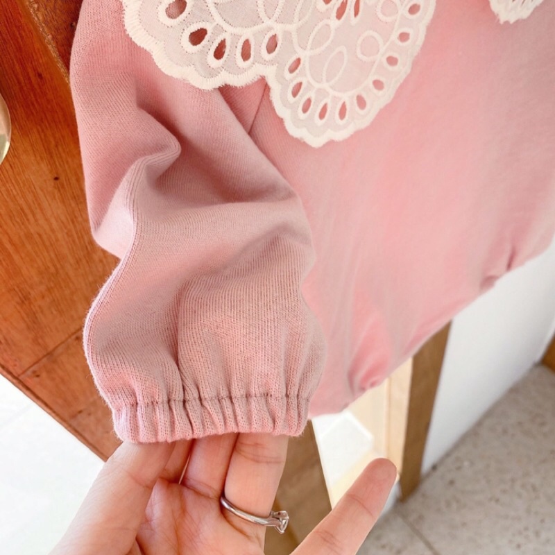 Body dài tay thương hiệu Doudouwu qccc chất da cá đanh mềm mịn, cổ ren tiểu ther sz 100 10-13kg