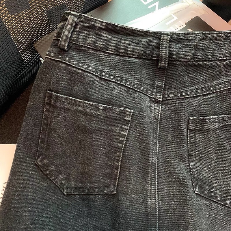 SALE 60% - Chân váy bò xẻ đùi