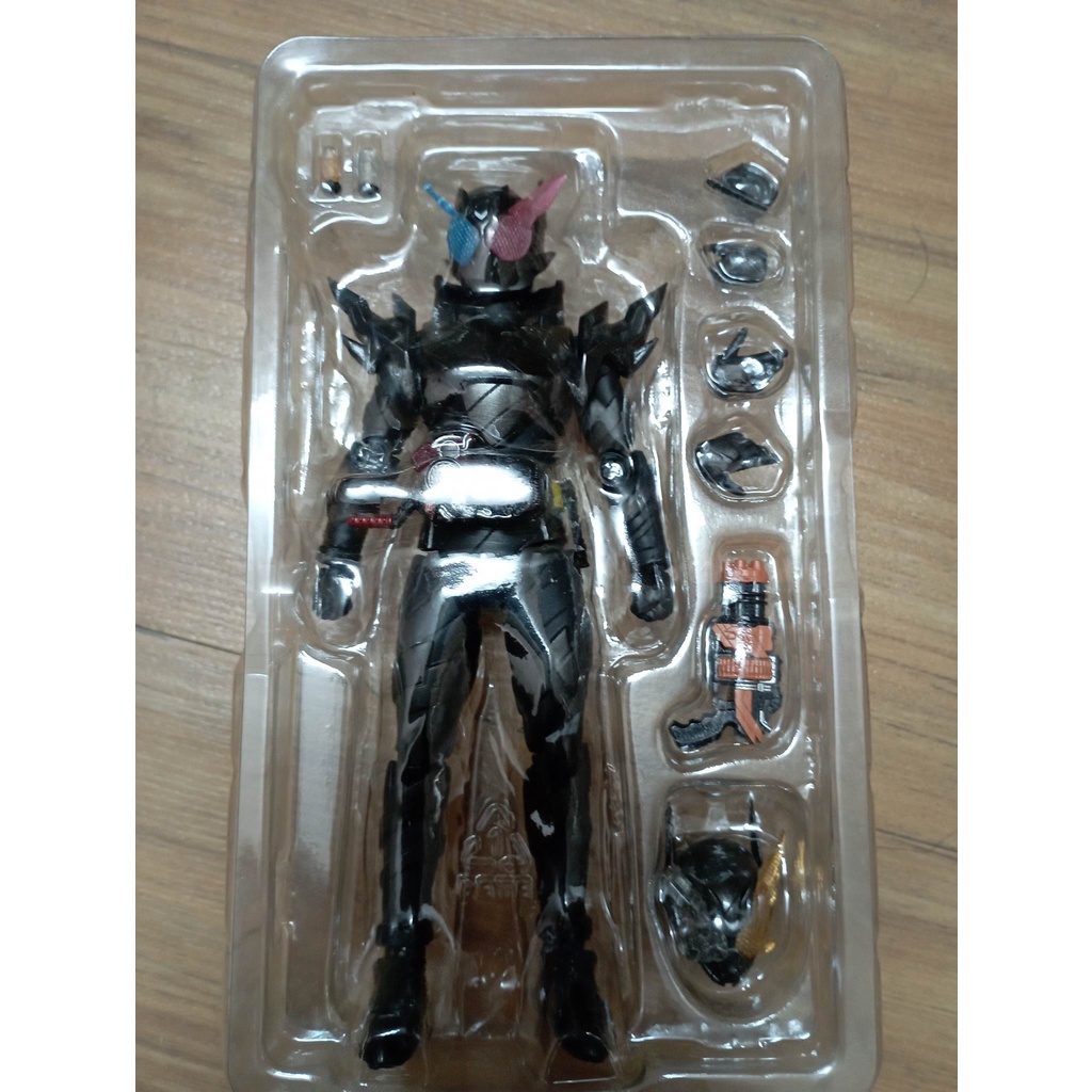 Đồ chơi mô hình SHF S.H.Figuarts Kamen Rider Build Hazard - Kamen Rider Build