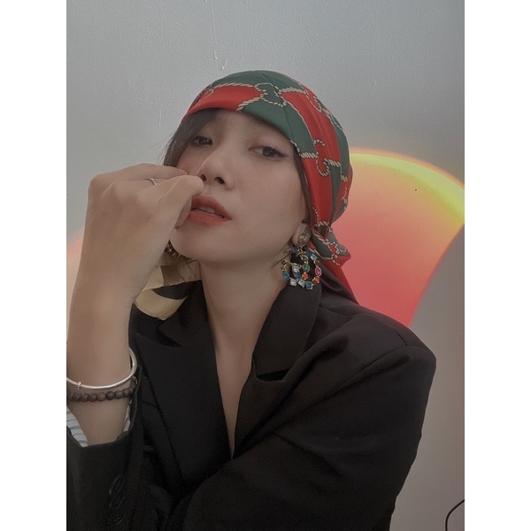 Khăn choàng cổ chữ C hình quả trám size 108x108cm - Maben