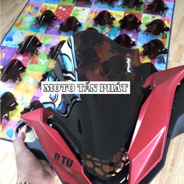 Kính chắn gió winner x v3 xịn