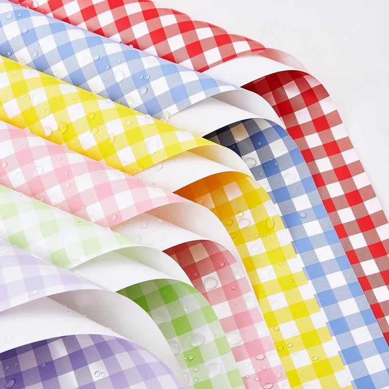 Giấy gói hoa in chữ I LOVE YOU