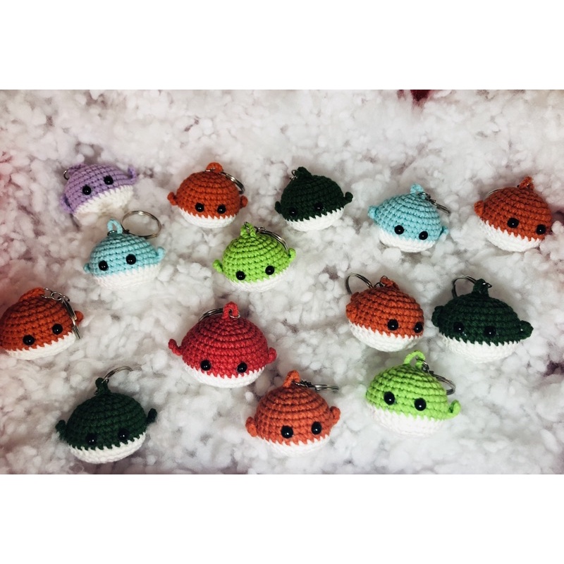 Móc khoá bằng len handmade - cá voi