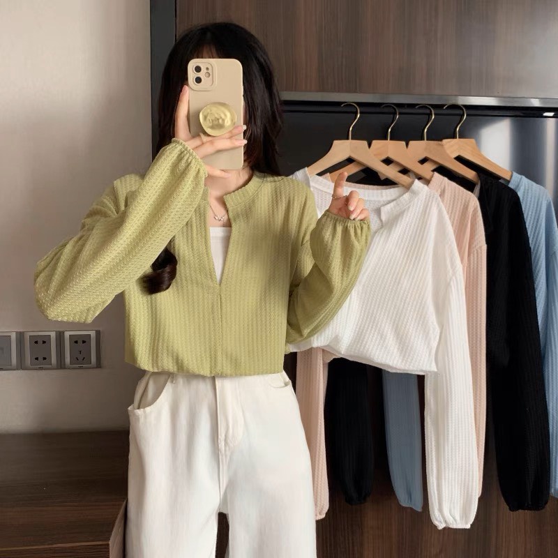 Set áo len mỏng cổ V, tay dài kèm áo 2 dây liền thân chất len dệt kim dáng ngắn croptop chuẩn hang Quảng Châu